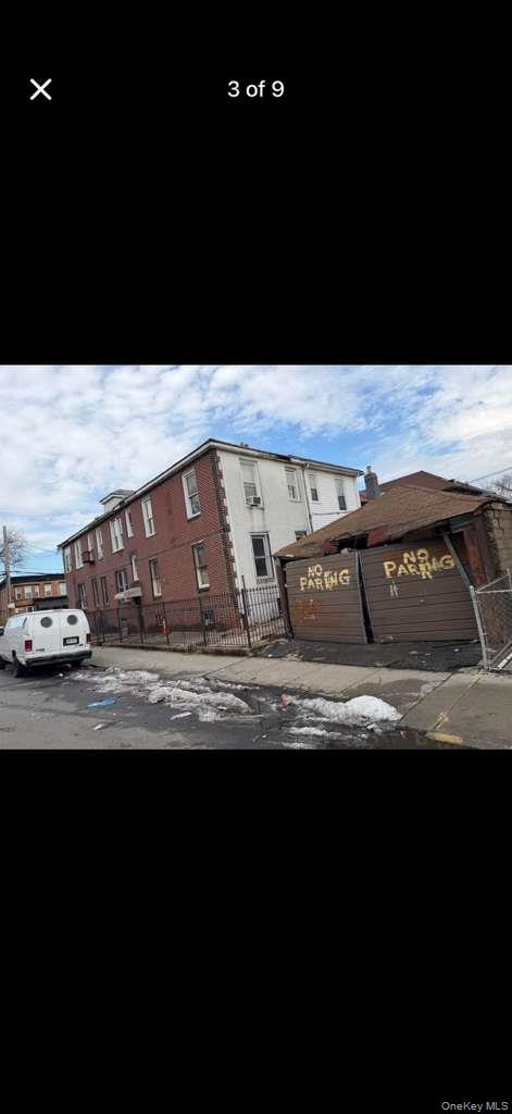 628 Linden Boulevard