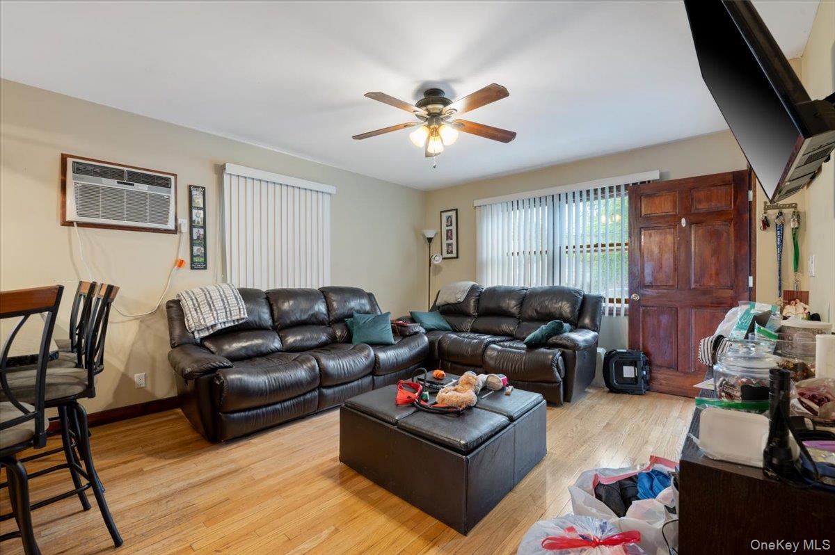 2345 Willow Street