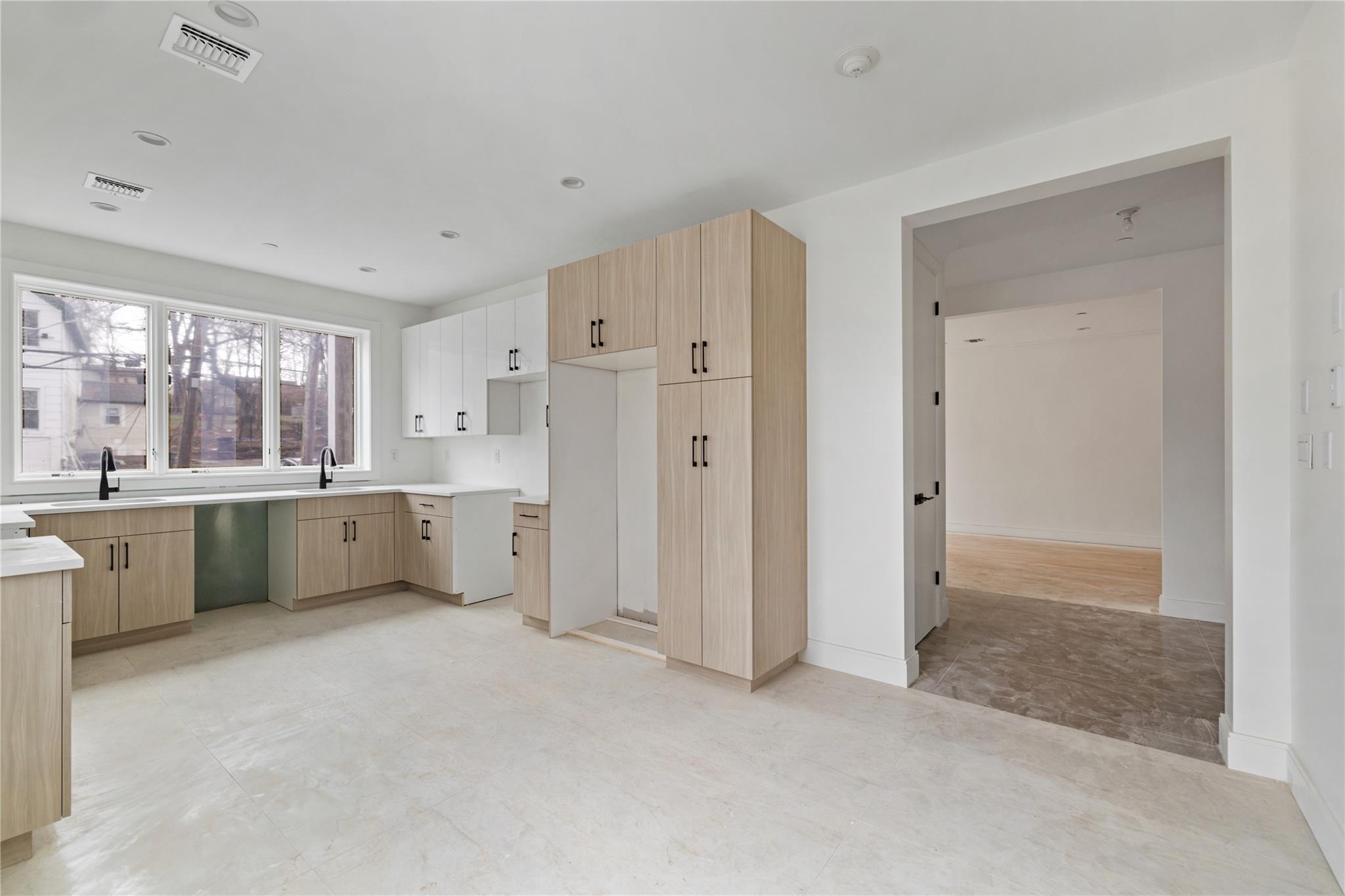133 Lake Street #204, Monsey, New York image 19