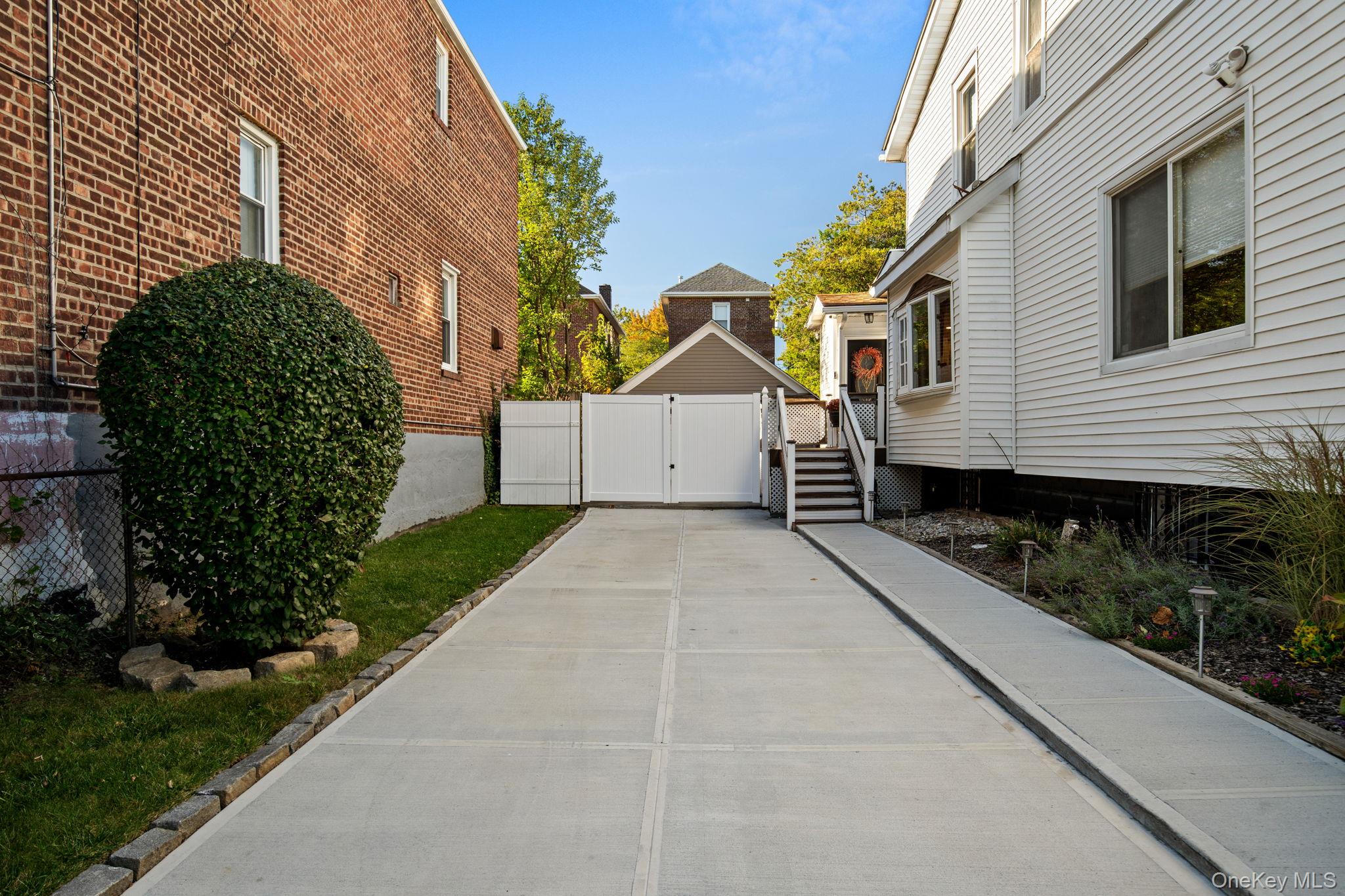 3210 Country Club Road