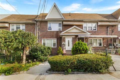 Apartment For Rent - 161-26 84TH Rd Rd #1<br/> Briarwood, NY 11432