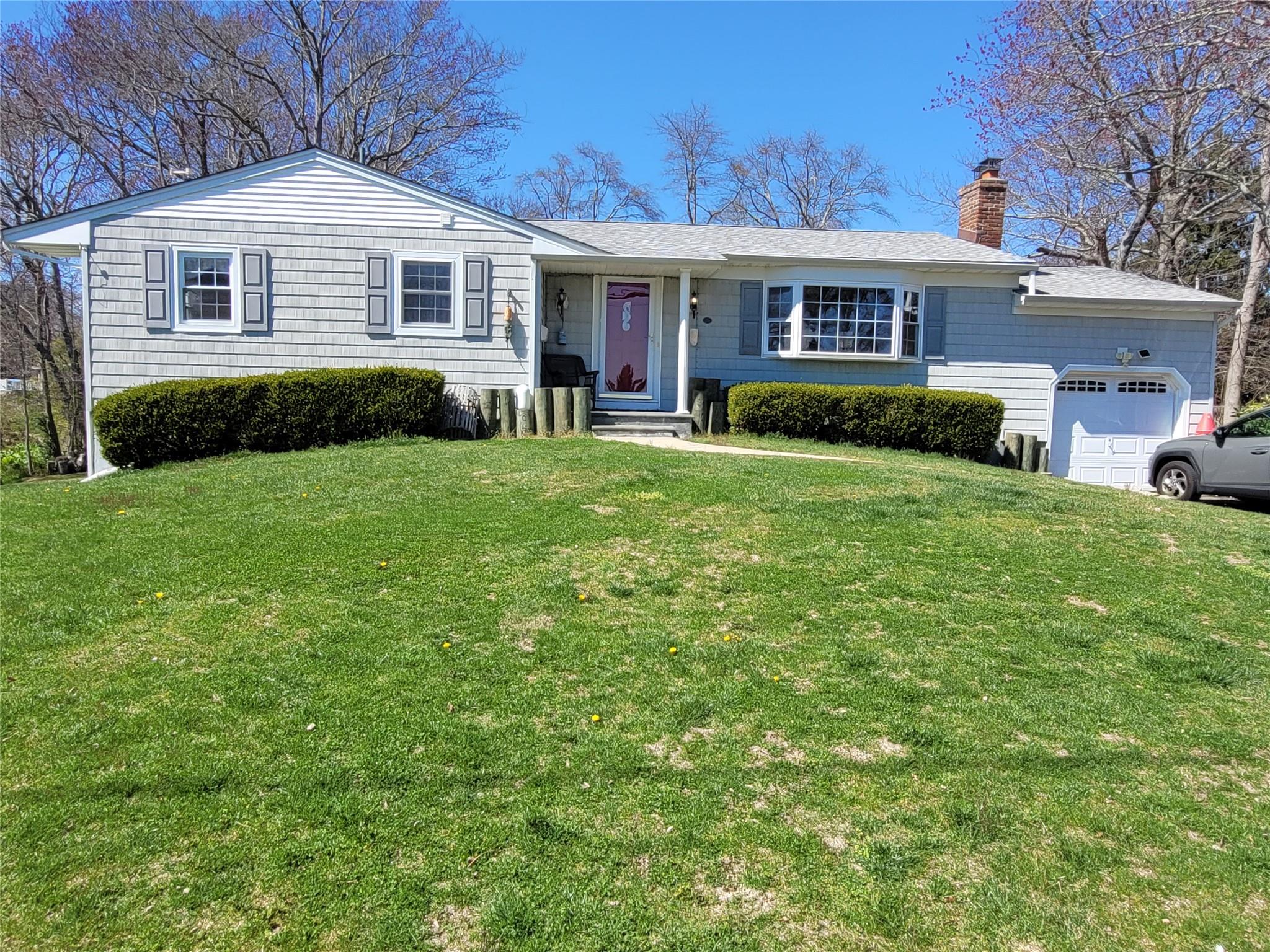 61 Madison Street, Blue Point, New York image 1