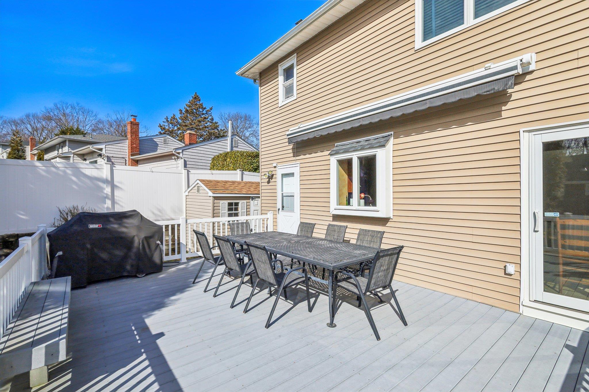 5 Pound Ridge Road, Plainview, New York image 33