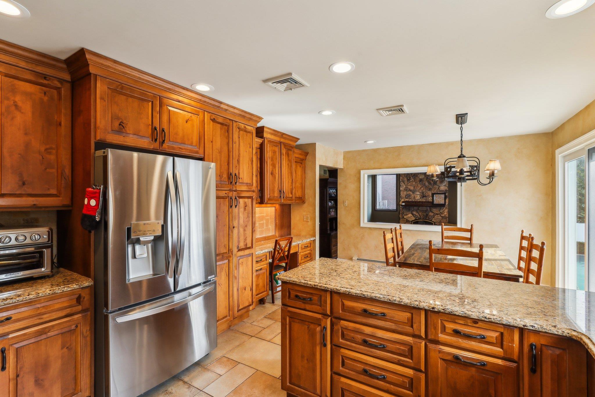 5 Pound Ridge Road, Plainview, New York image 10
