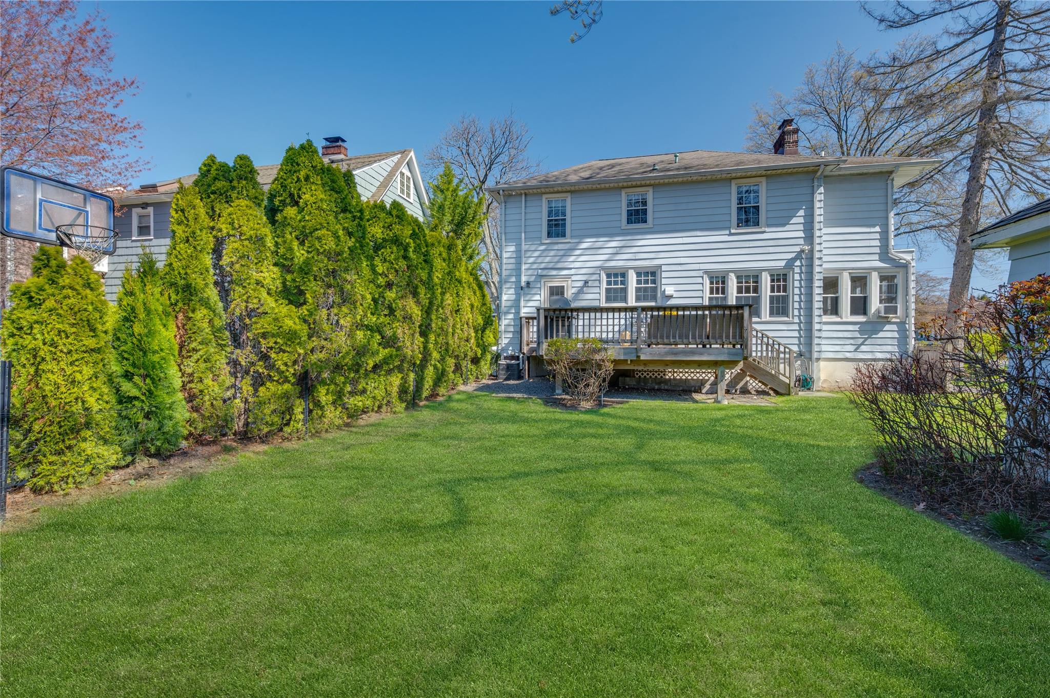 1075 Grant Avenue, Pelham, New York image 3