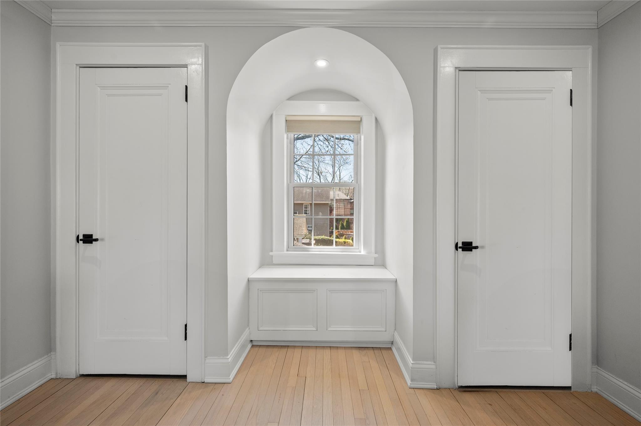 1075 Grant Avenue, Pelham, New York image 17