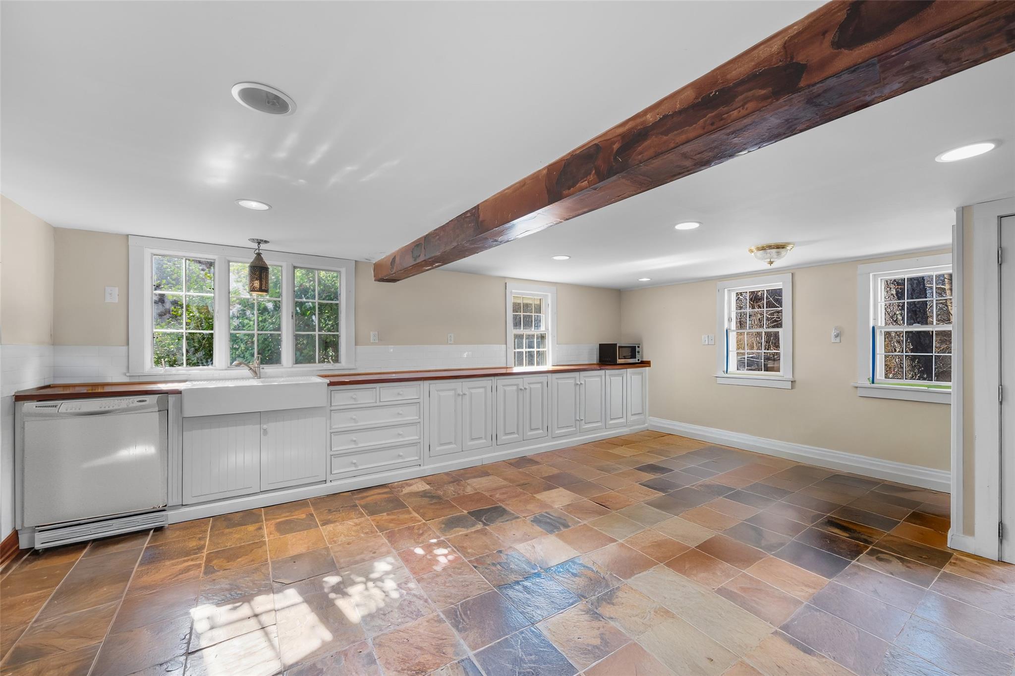 75 Old Minisink Trail, Goshen, New York image 12