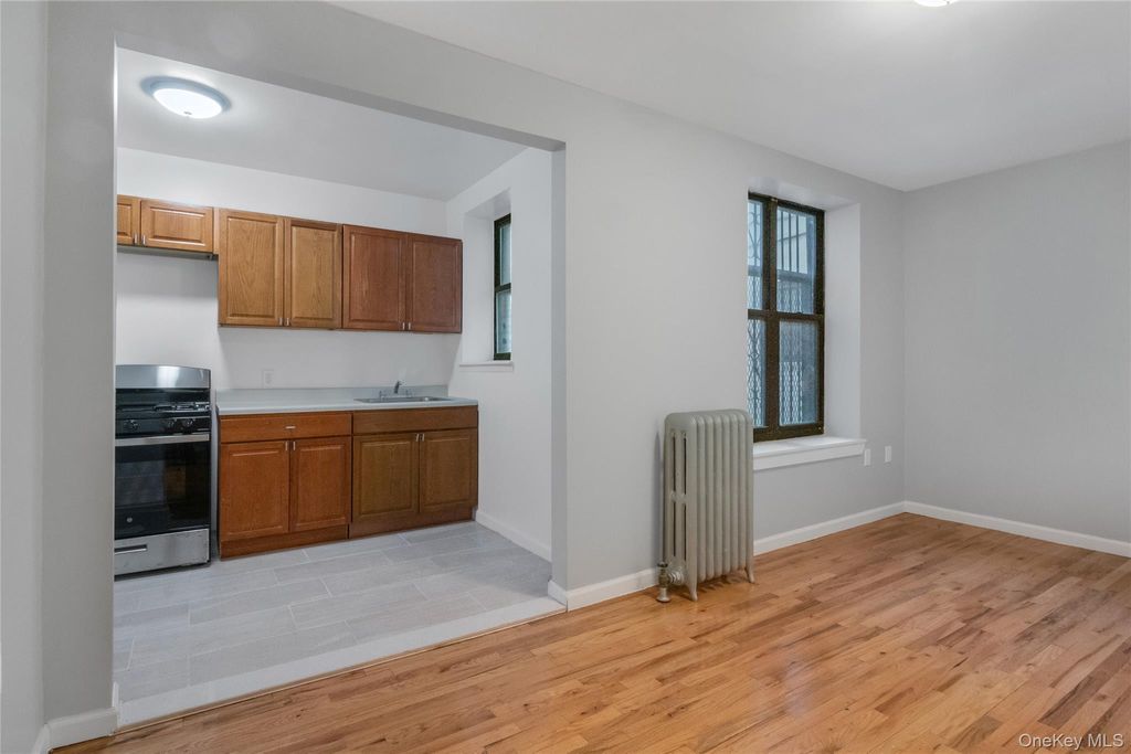 Photo of 2410 Davidson Avenue #B5, Bronx, NY 10468 (MLS # 964247)