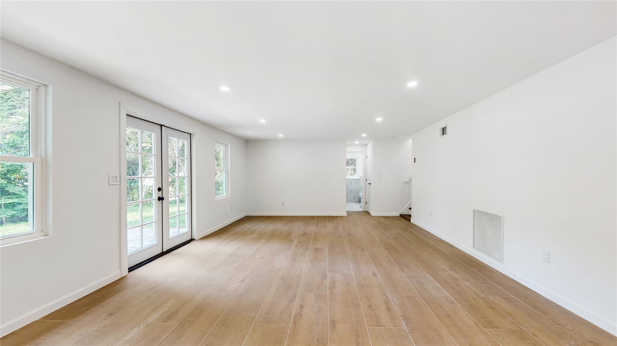 706 Longacre Avenue, Woodmere, New York image 17