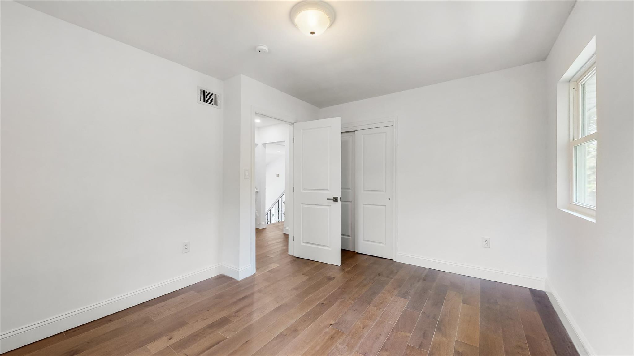 706 Longacre Avenue, Woodmere, New York image 33