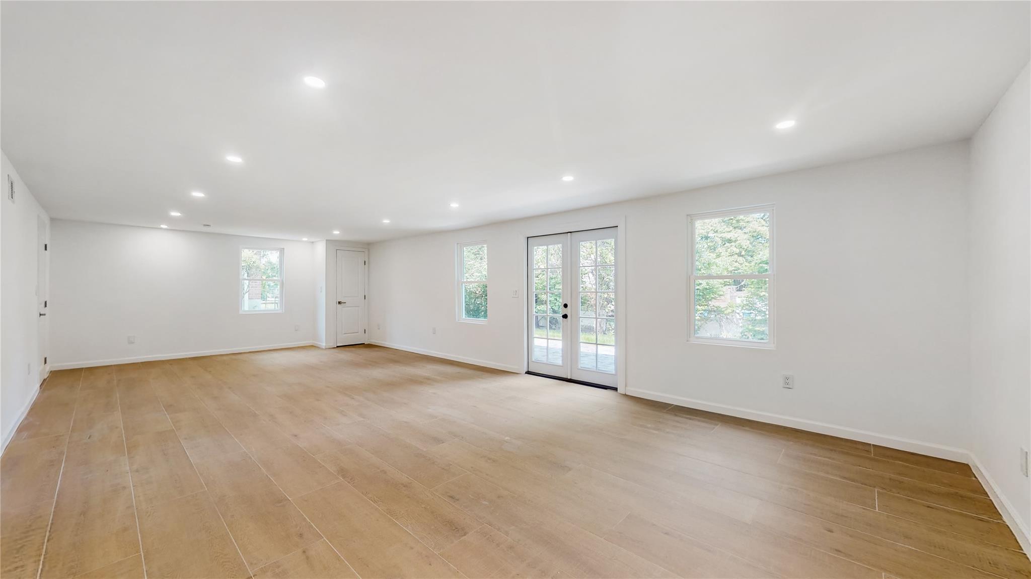 706 Longacre Avenue, Woodmere, New York image 15