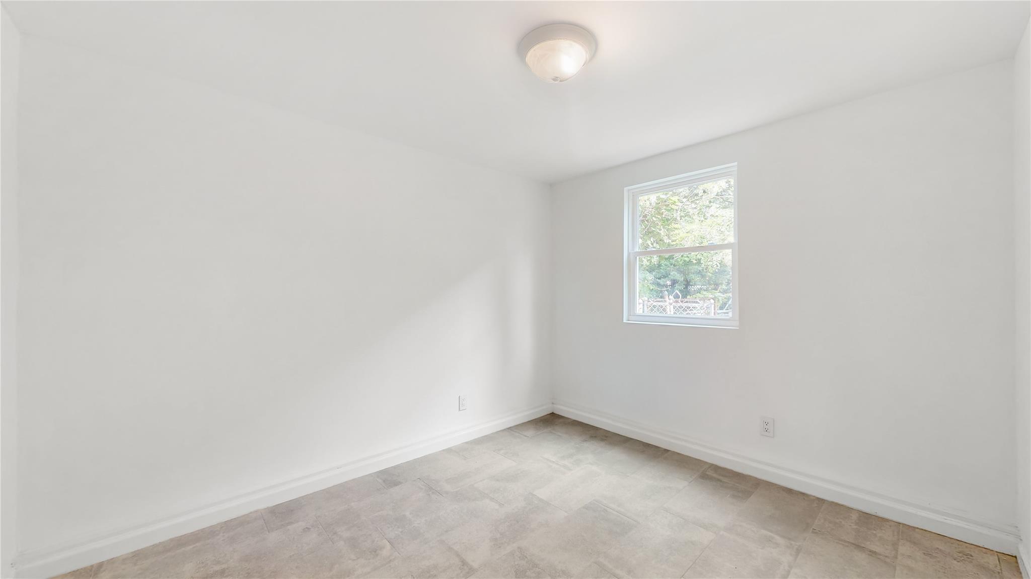 706 Longacre Avenue, Woodmere, New York image 19