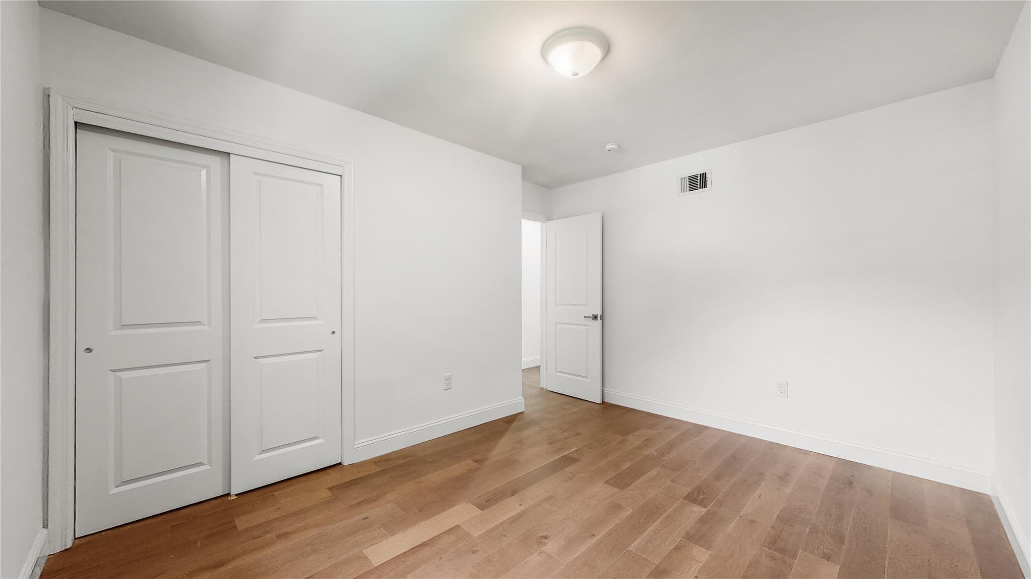 706 Longacre Avenue, Woodmere, New York image 31