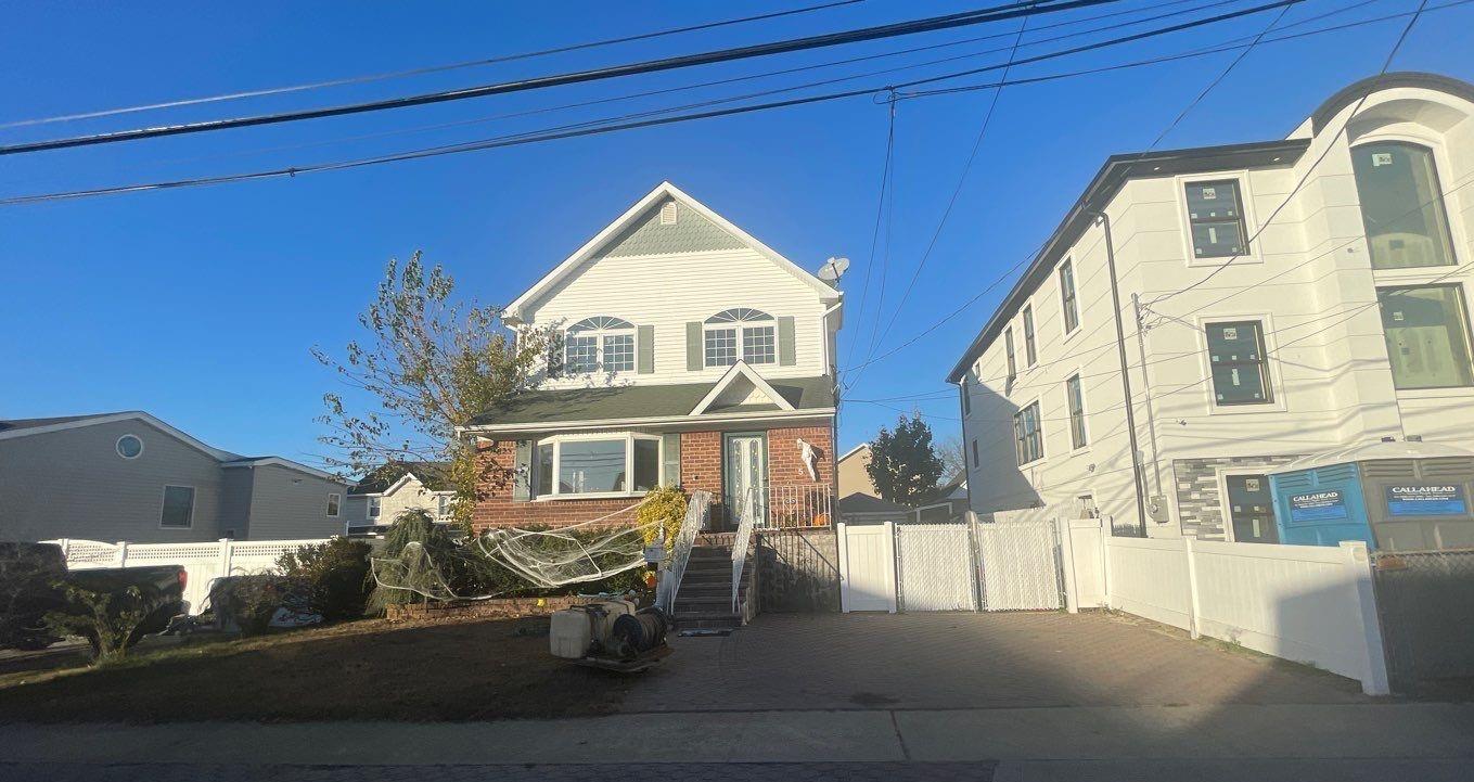 5 Court Ct, East Rockaway, New York image 1