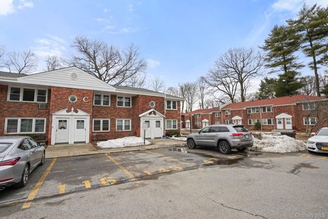 Condo For Sale - 2710 South Road #C6<br/> Poughkeepsie, NY 12601