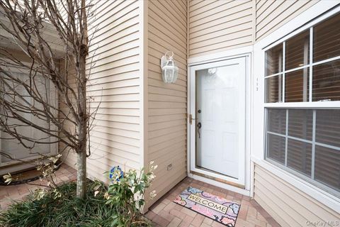 113 Windwatch Drive Hauppauge NY 11788