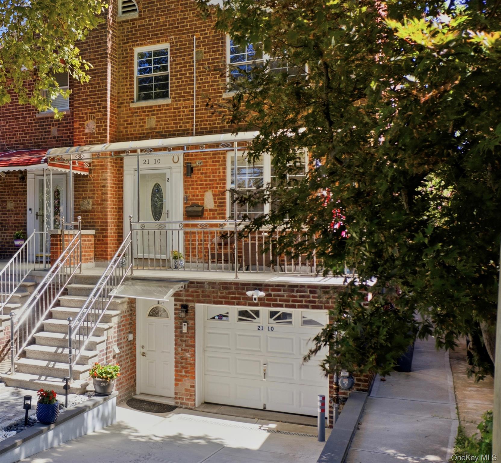 2110 Tomlinson Avenue - Photo 4