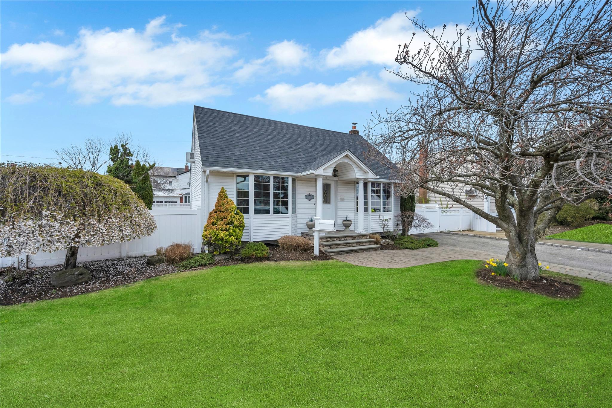 2193 Post Street, East Meadow, New York image 24
