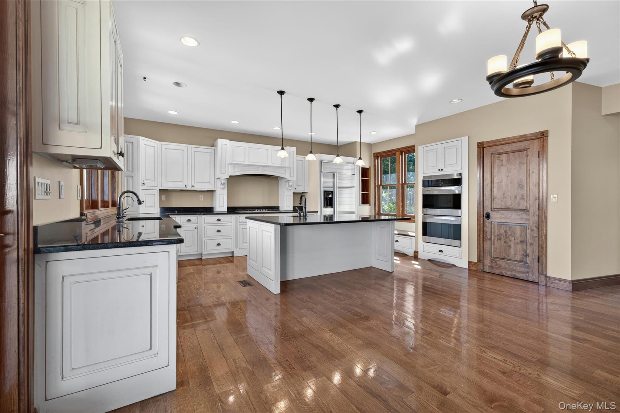 231-233 Celery Avenue 231