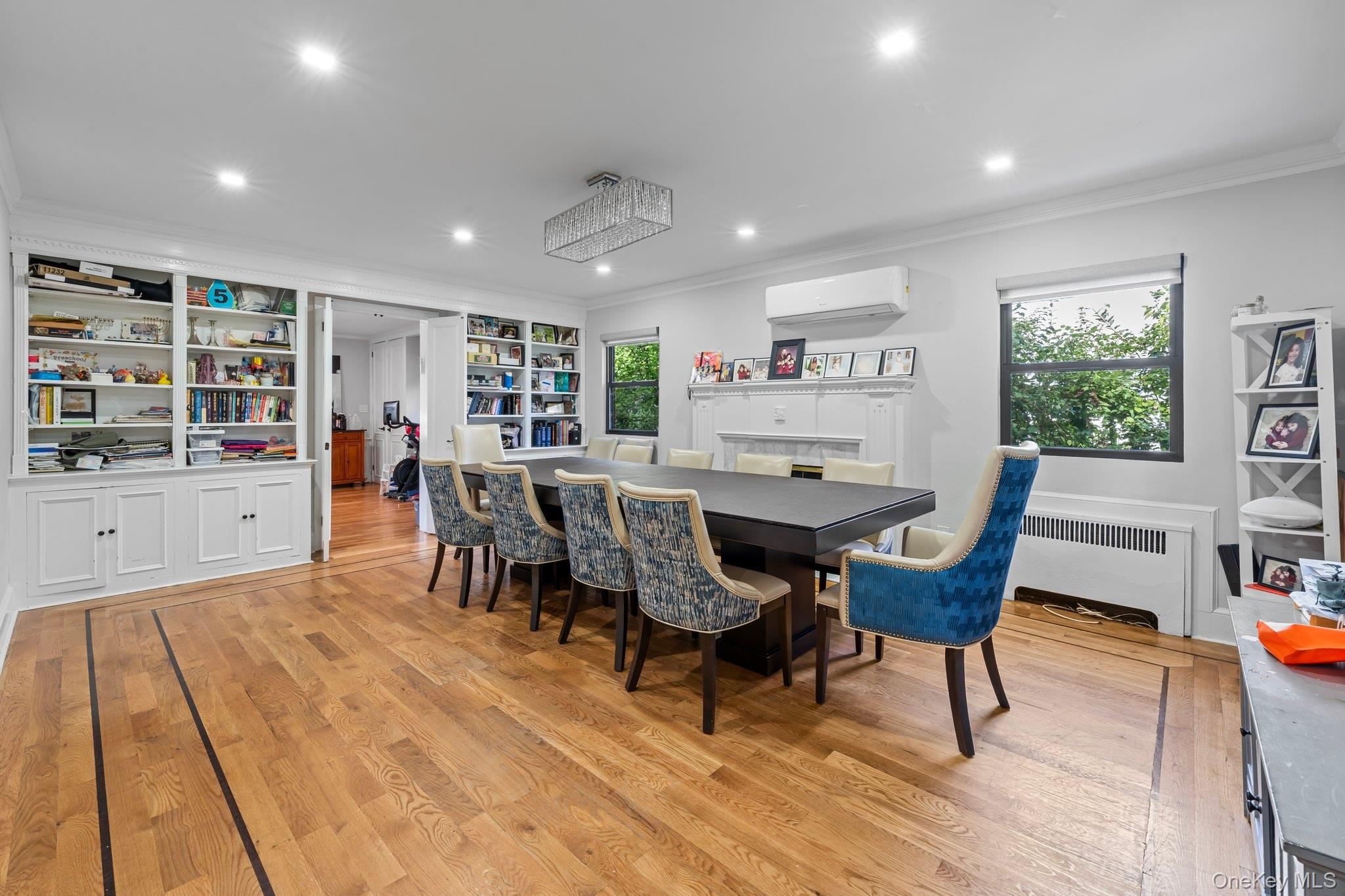 11 Brook Lane