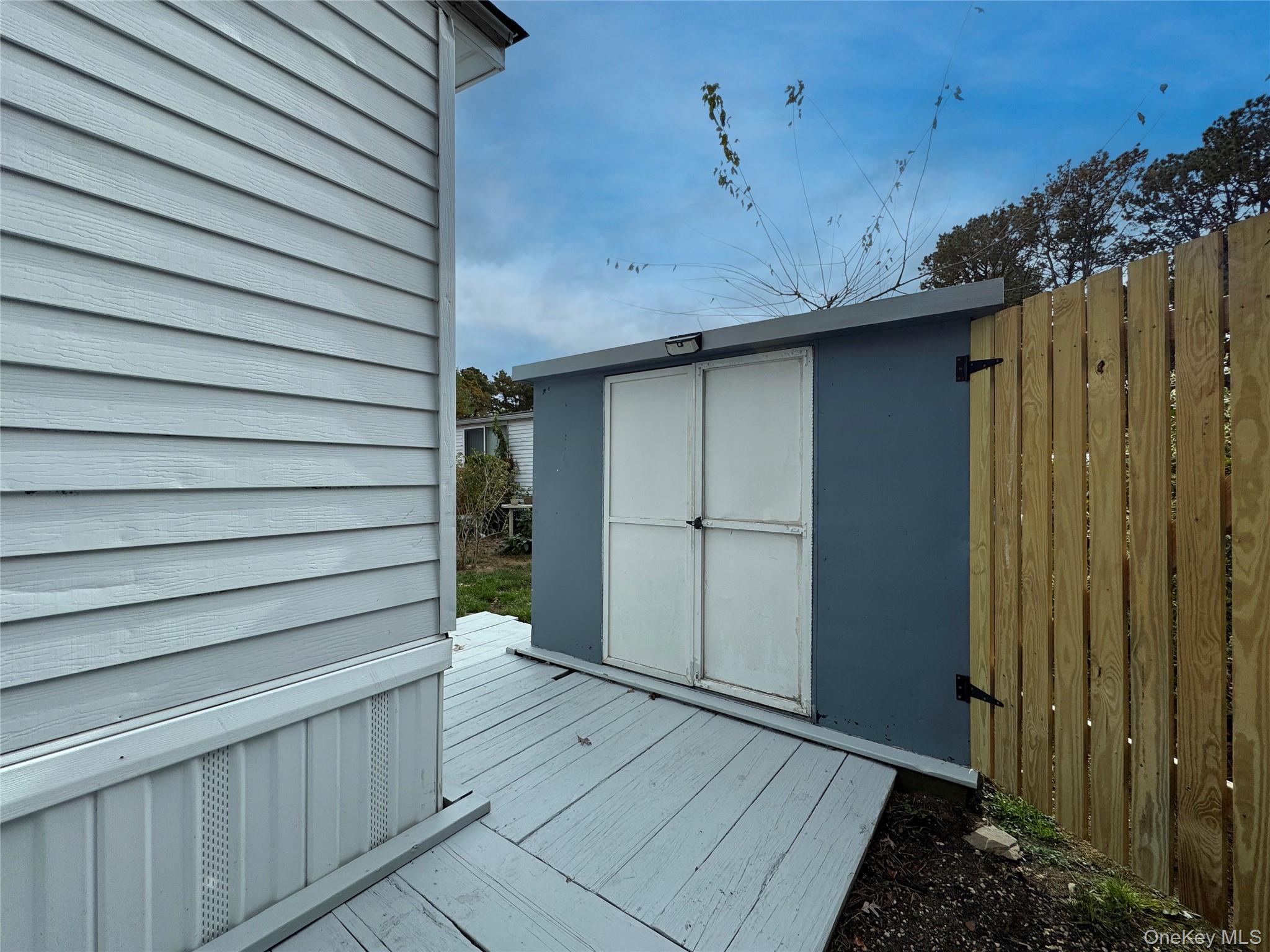 525/151 Riverleigh Avenue 151