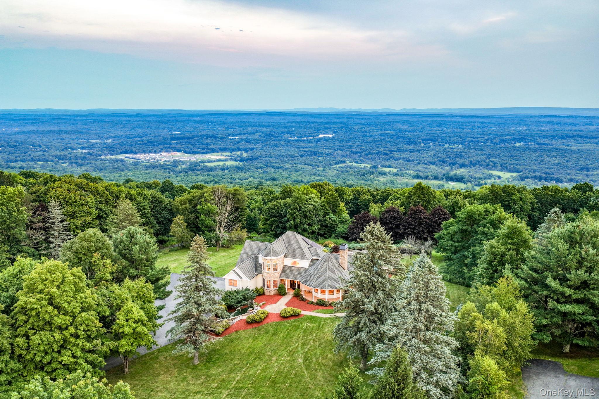 345 Mountain Road