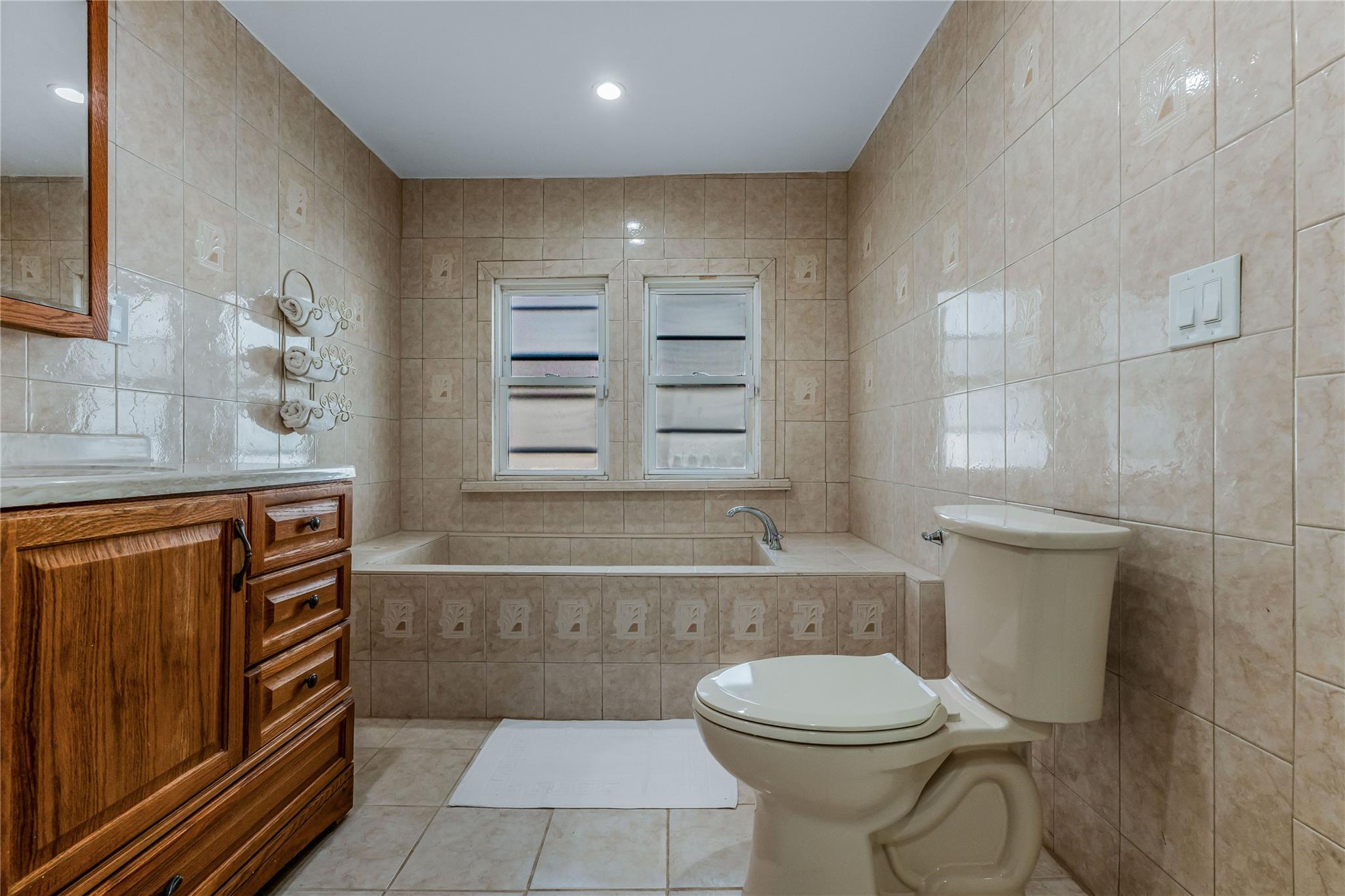 242 S First Avenue, Mount Vernon, New York image 23