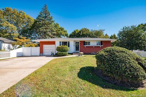 191 E. 2nd Street Deer Park NY 11729