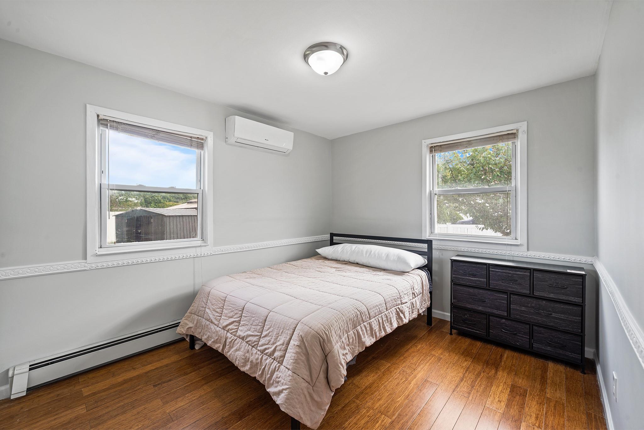100 Jedwood Place, Valley Stream, New York image 11