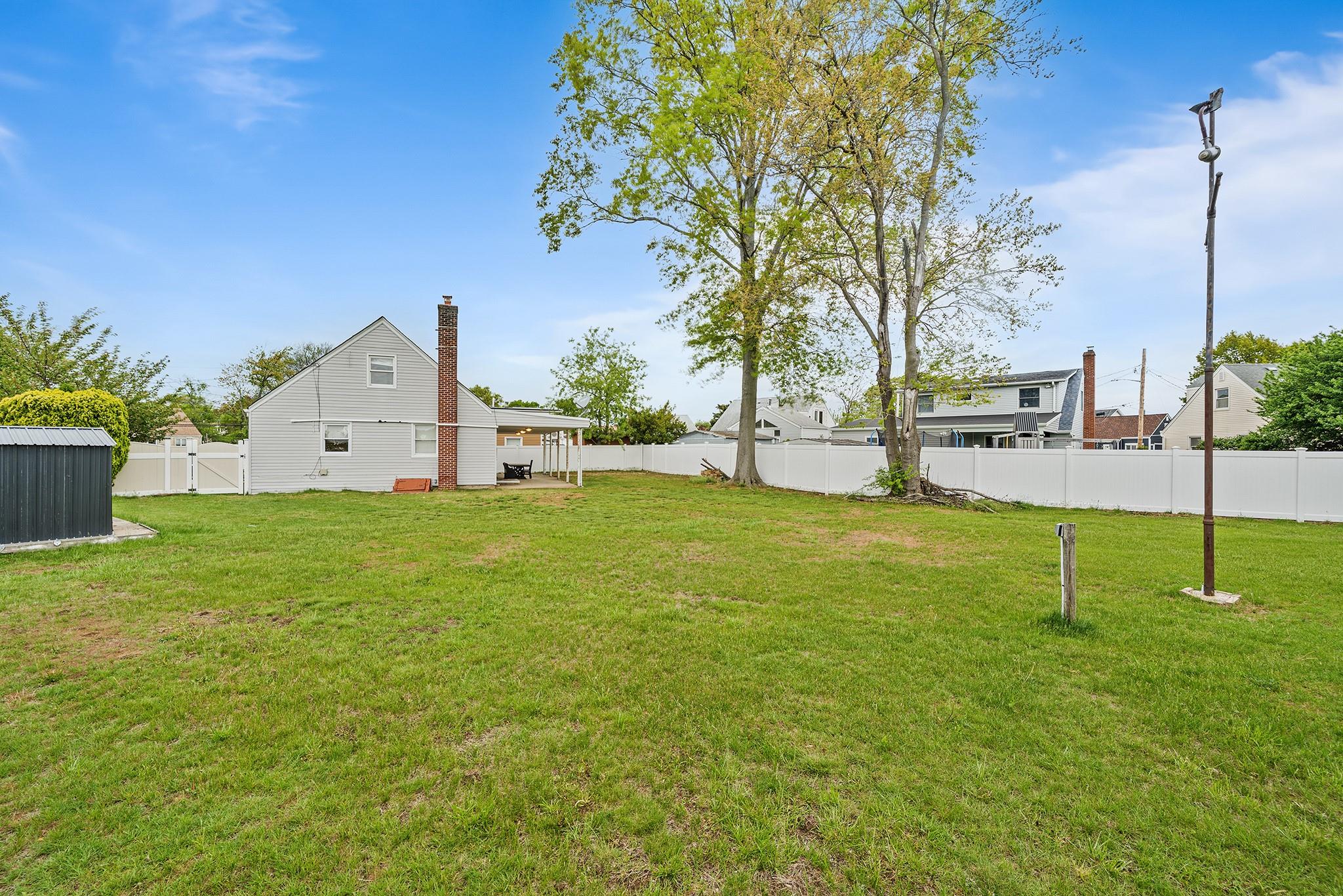 100 Jedwood Place, Valley Stream, New York image 20