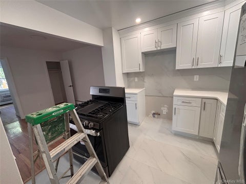 Multifamily For Rent - 71-34 Kissena Boulevard #2<br/> Queens County, Flushing, NY 11367