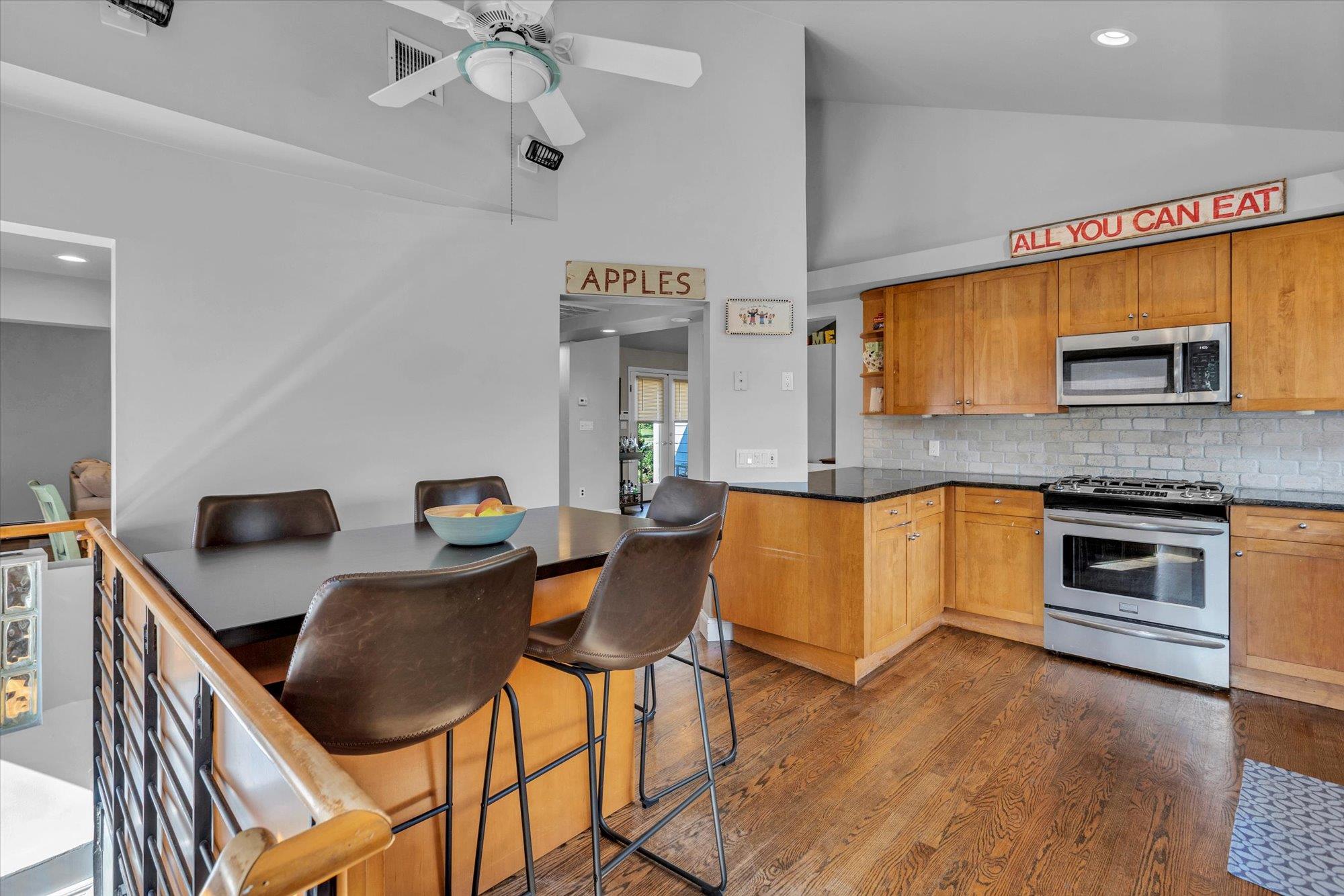 5 Crawford Drive, Dix Hills, New York image 10