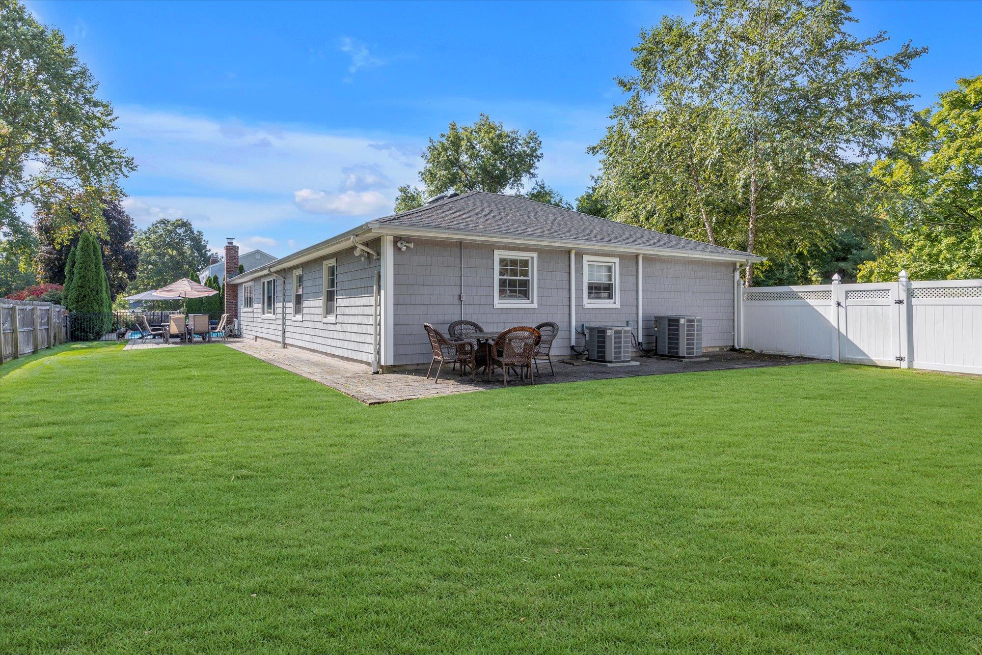 5 Crawford Drive, Dix Hills, New York image 26