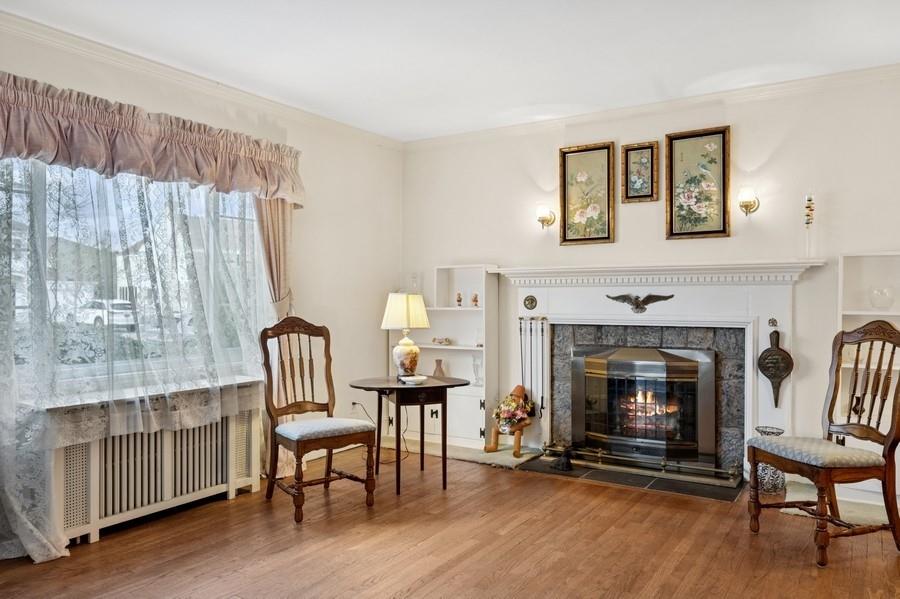 60 Huntington Road, Garden City, New York image 4