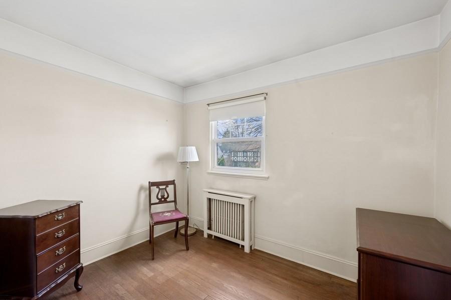 60 Huntington Road, Garden City, New York image 17