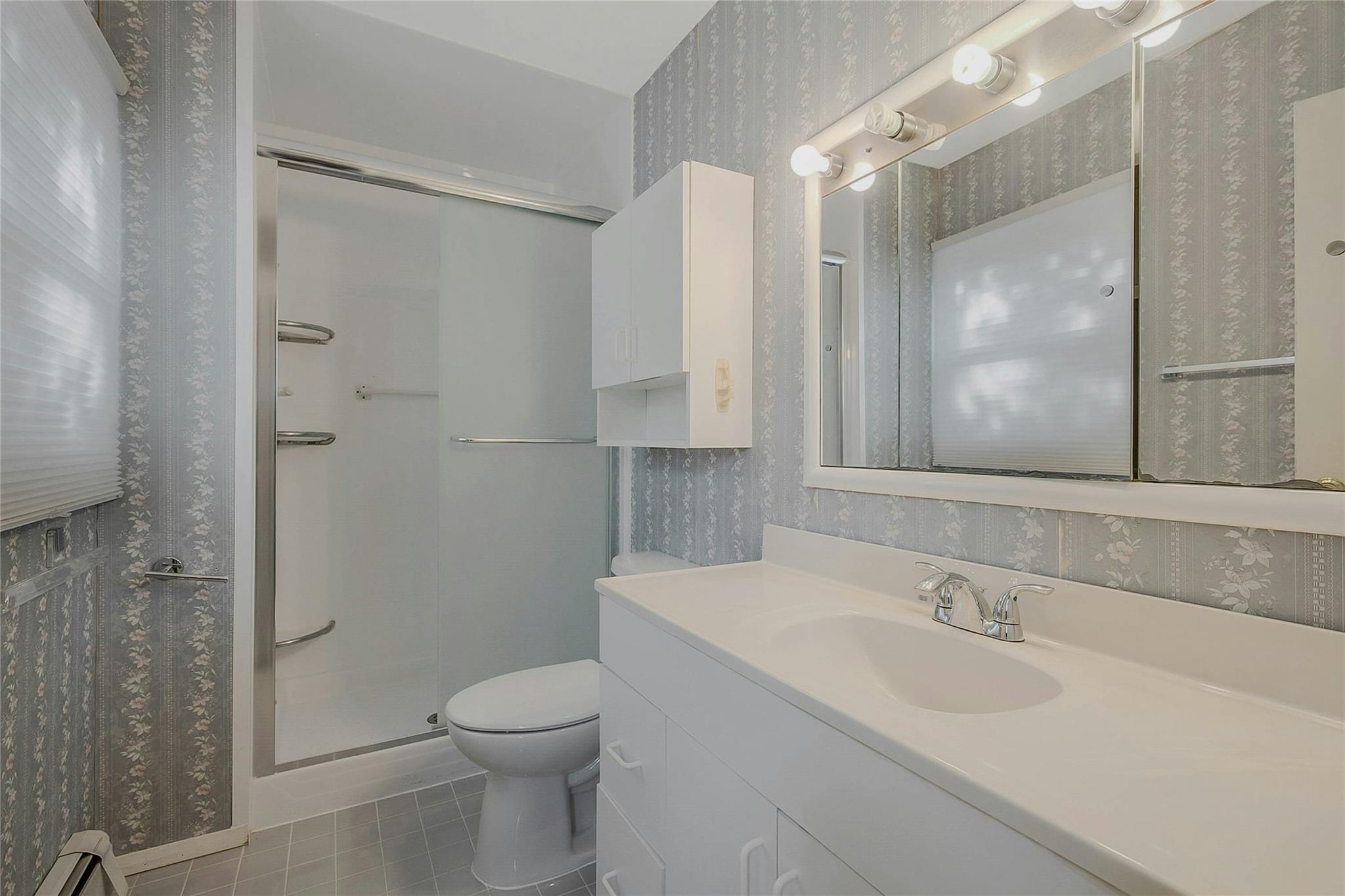 4 Thornwood Circle, Setauket, New York image 19