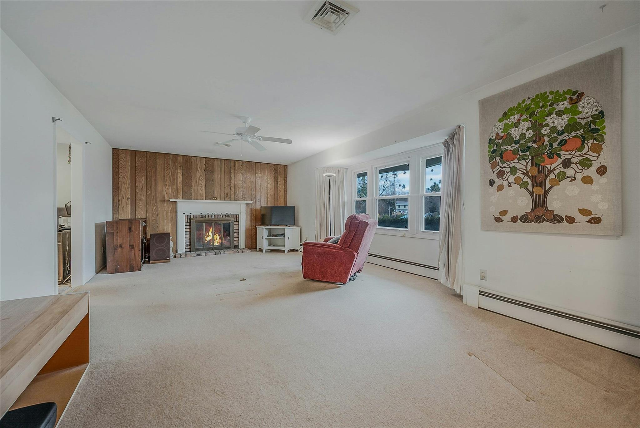 4 Thornwood Circle, Setauket, New York image 5