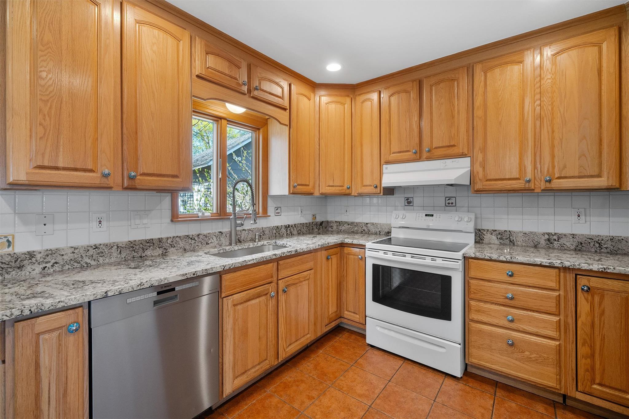 14 Sycamore Road, Mahopac, New York image 12