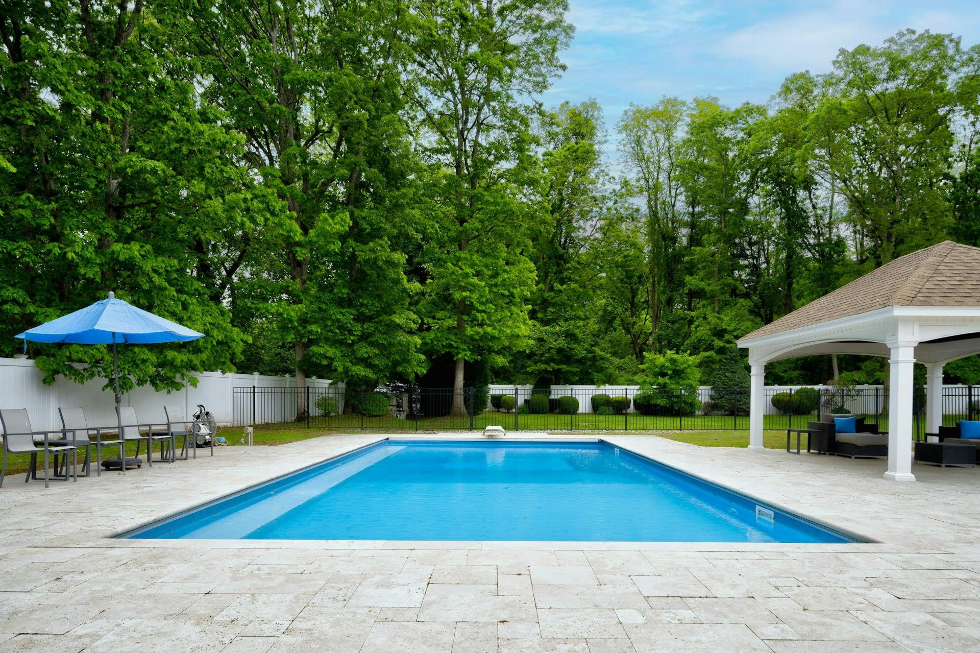 2 Maize Court, Melville, New York image 35