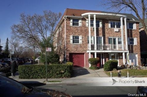 Multifamily For Rent - 212-01 41 Avenue<br/> Queens County, Bayside, NY 11364
