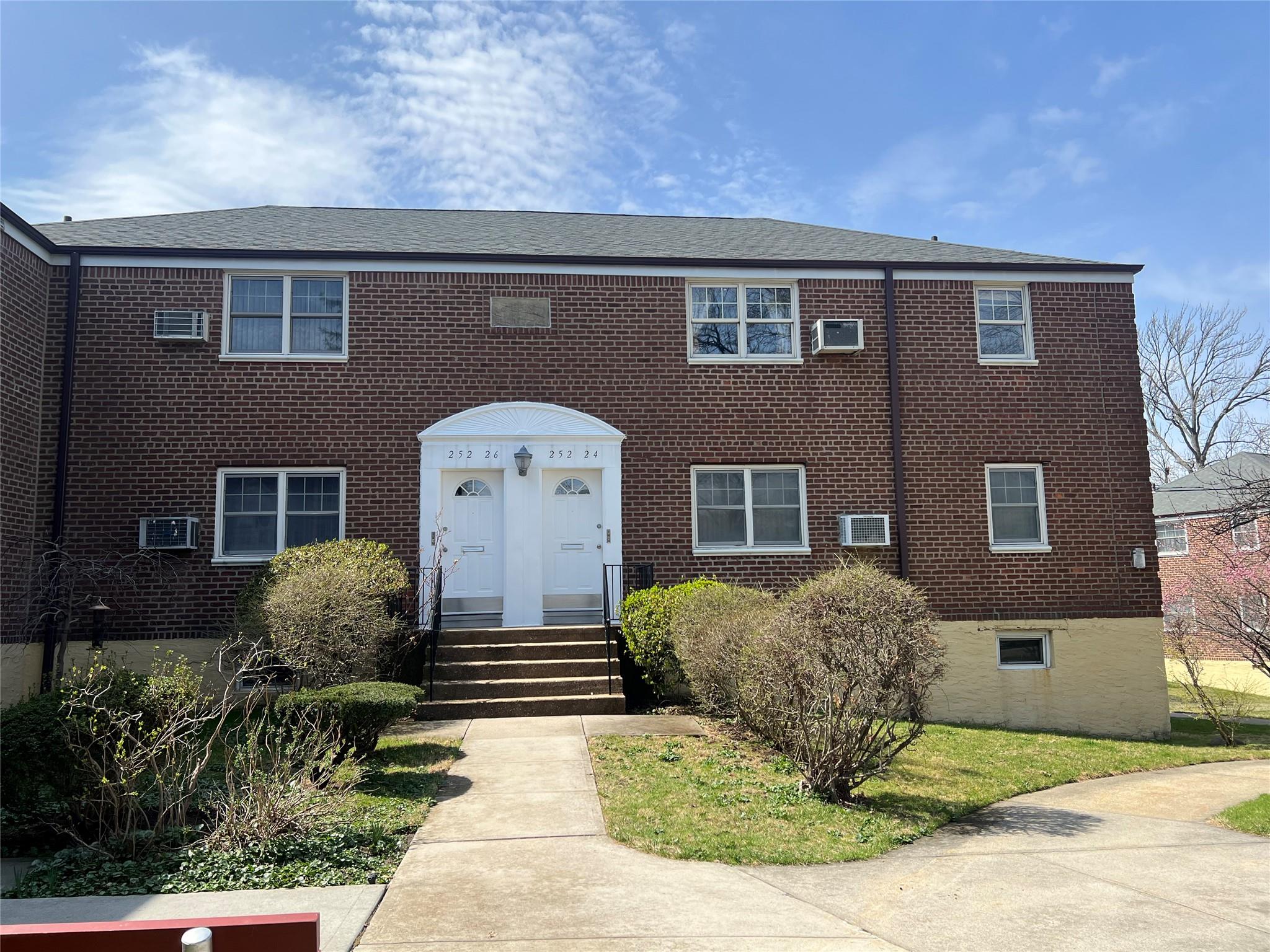 252-24 58 Avenue #2FL, Little Neck, New York image 1