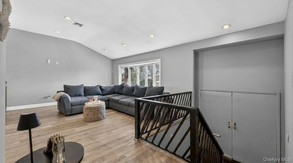 Photo of 2794 Covered Bridge Road, Merrick, NY 11566 (MLS # 986817)