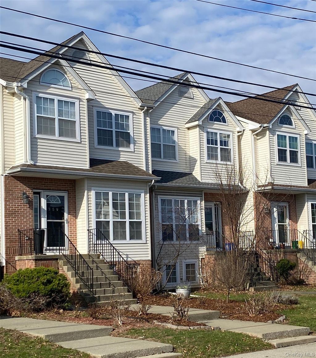 Photo of 359 Verplanck Avenue, Beacon, NY 12508 (MLS # 979882)