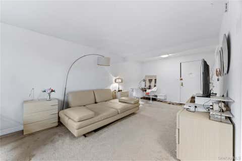 Homes For Sale - 2830 Briggs Avenue #4C<br/> Bronx, NY 10458
