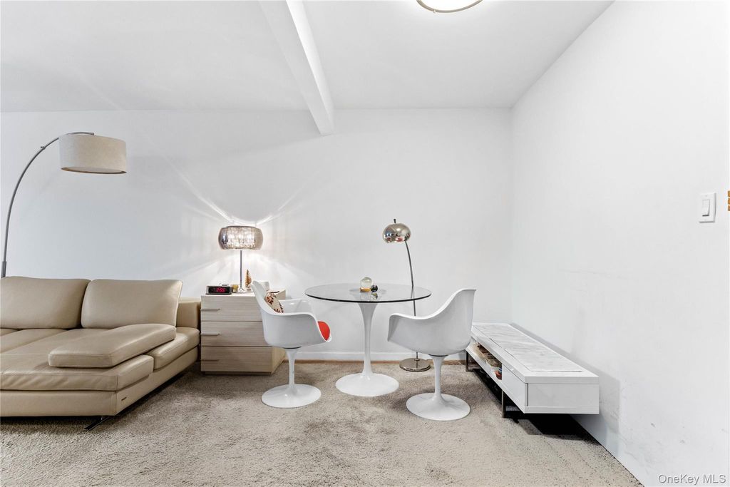 Photo of 2830 Briggs Avenue #4C, Bronx, NY 10458 (MLS # 1000438)