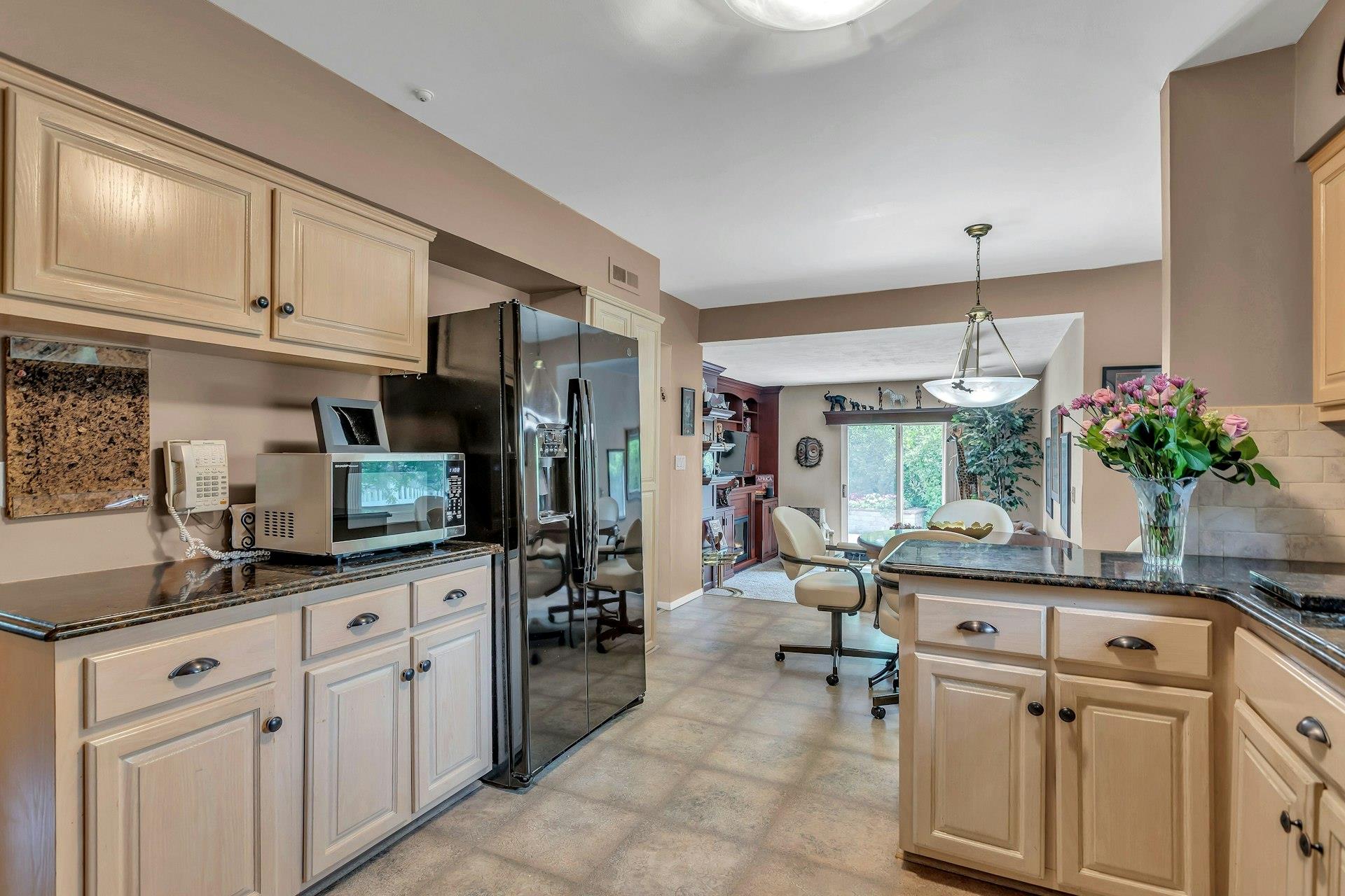 28 Bradford Road, Plainview, New York image 14