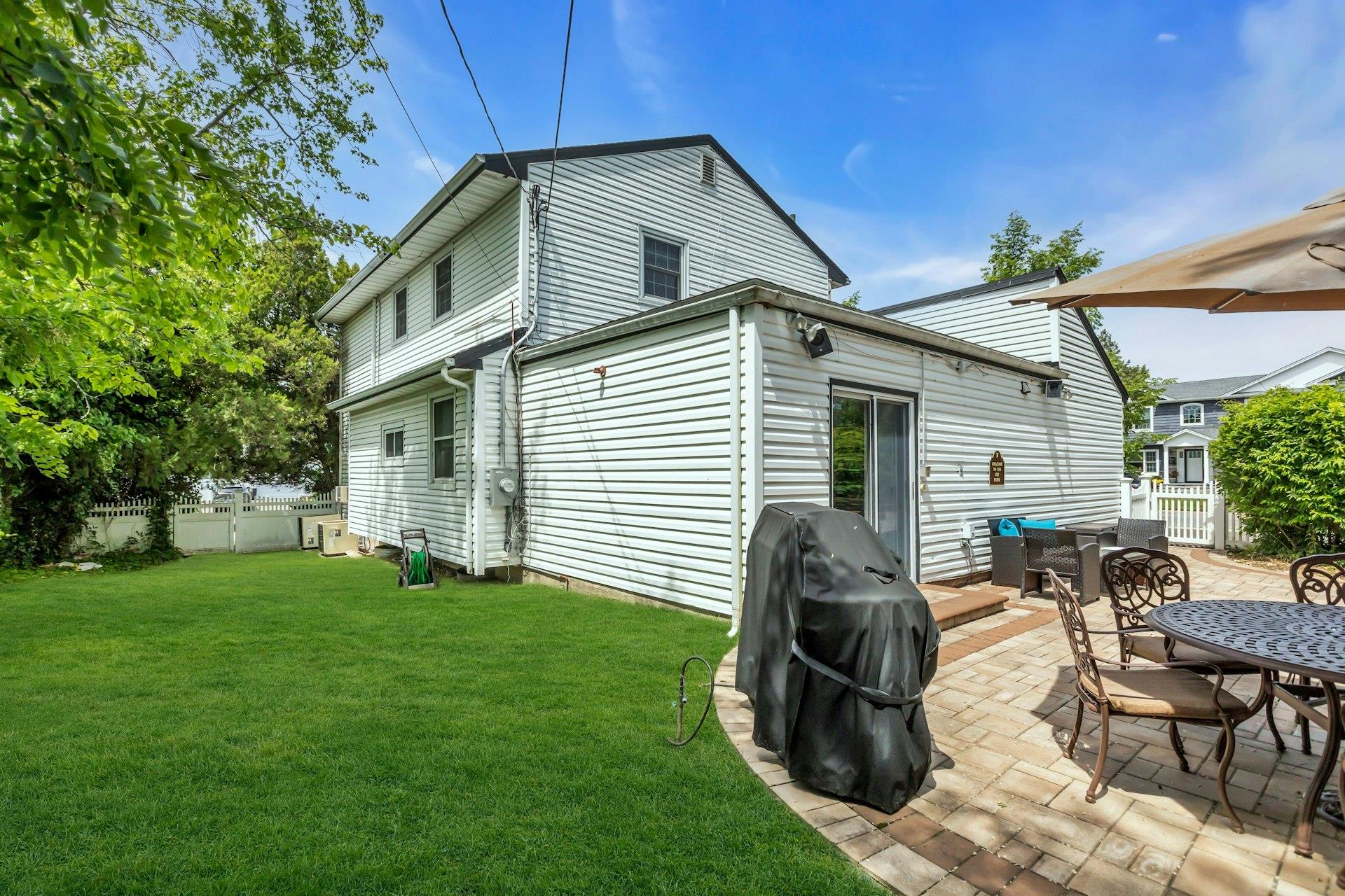 28 Bradford Road, Plainview, New York image 28