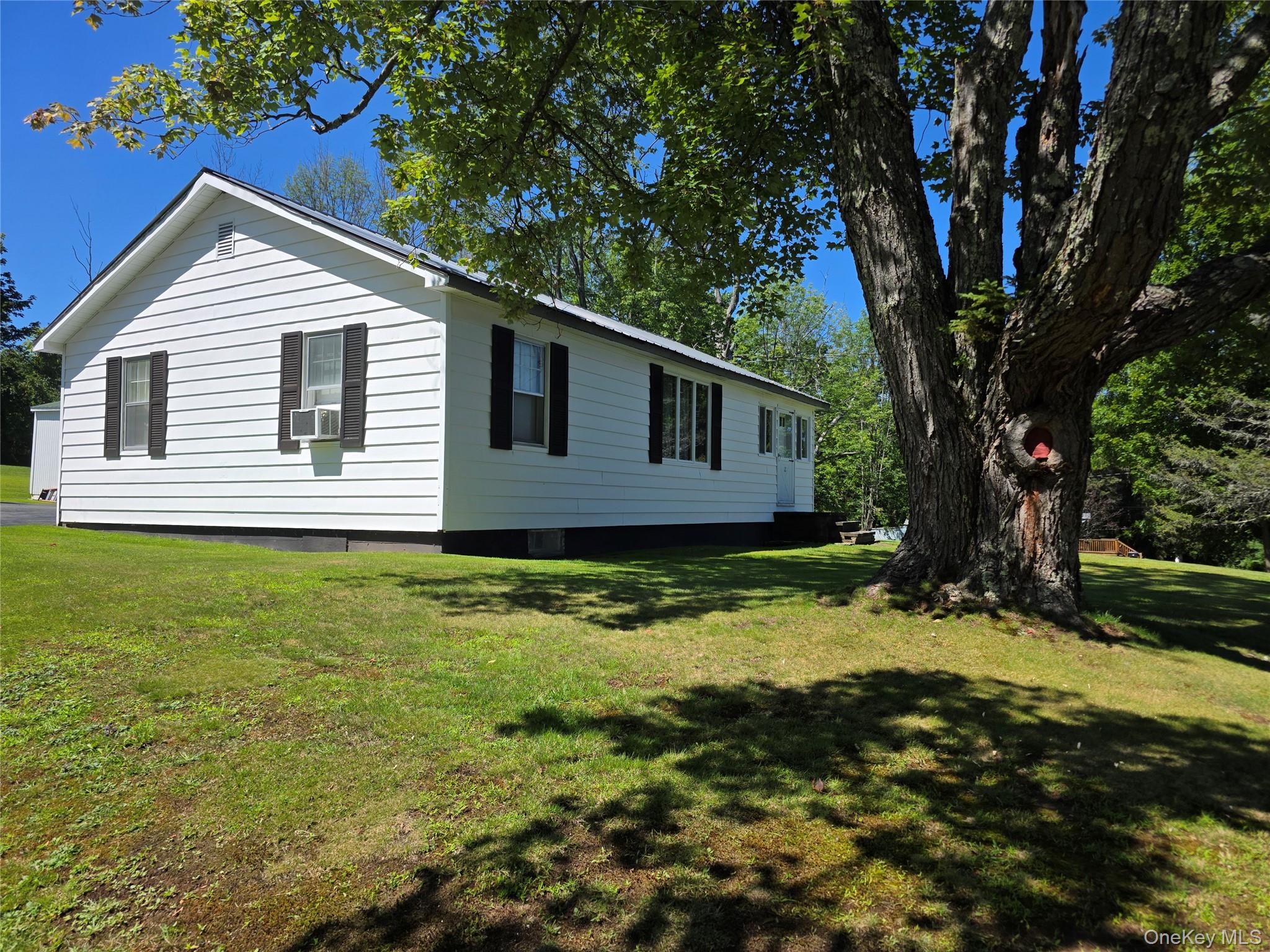 12 Winthrop Avenue