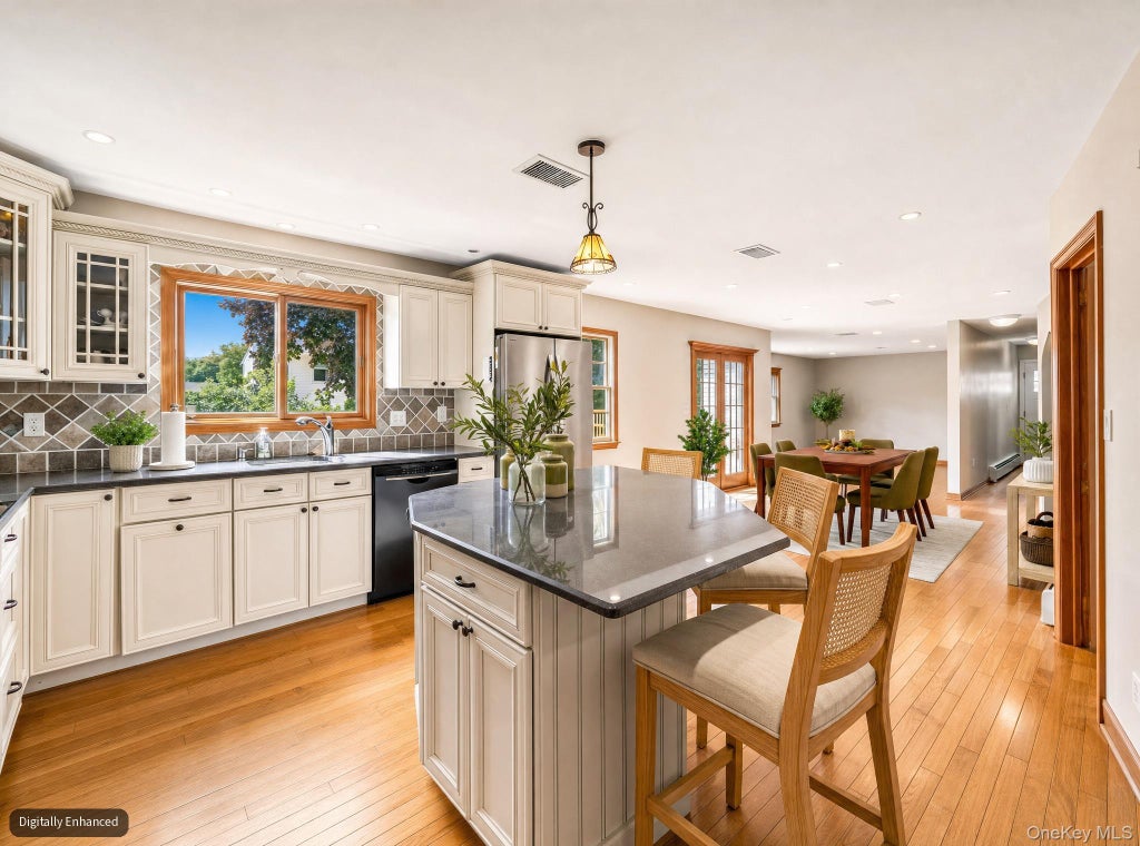 Photo of 21 Argow Place, Nanuet, NY 10954 (MLS # 1045259)