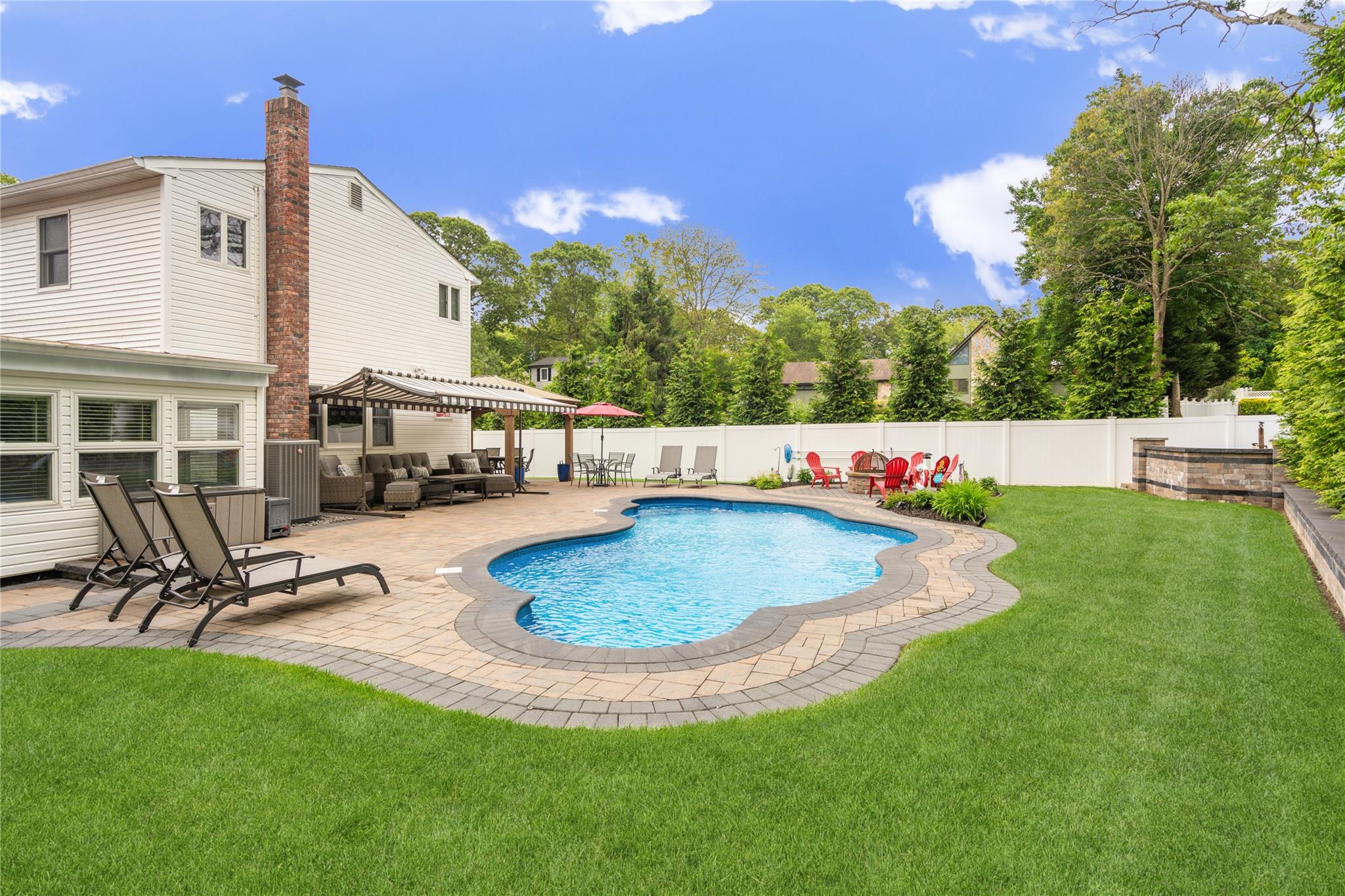 79 Birch Street, Lake Grove, New York image 39